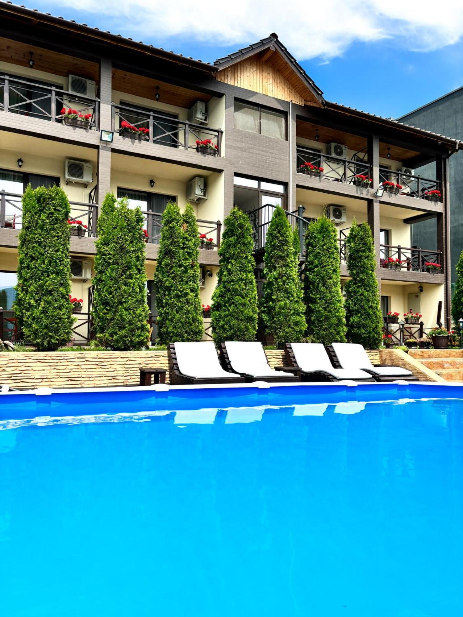 Mustaciosul Dunarii Hotel Eselnita Exterior photo
